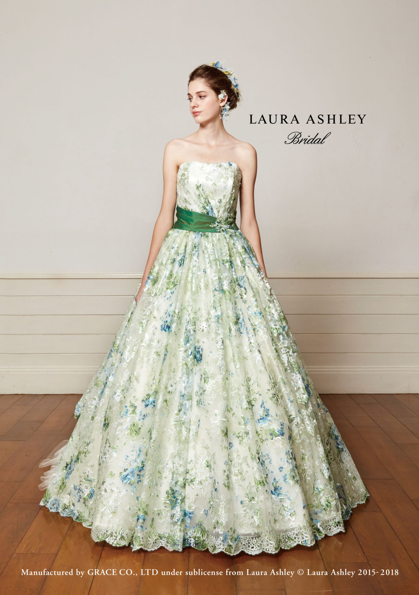 Laura Ashleyドレス豊富に揃えてます ウエディングドレス 銀座 マリエクラッセ Marie Classe オフィシャルサイト